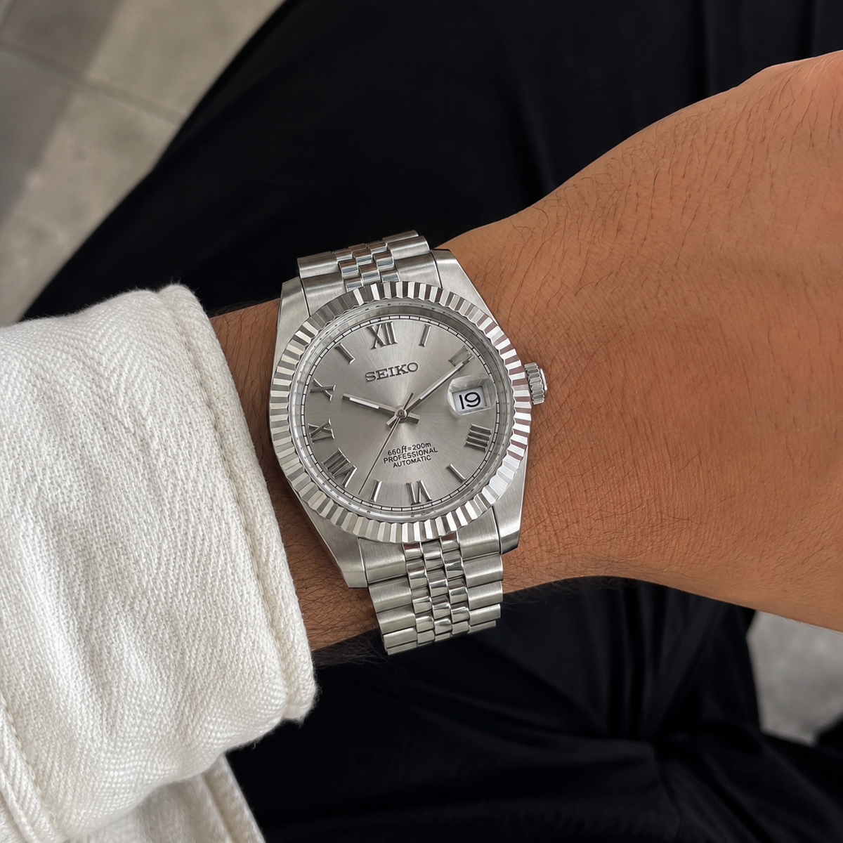 Seikojust Roman Silver