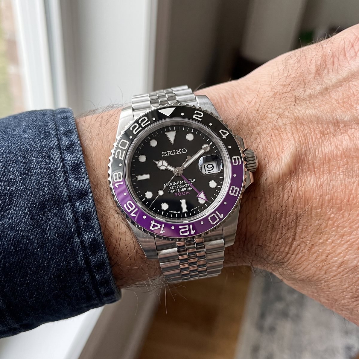 Seikolex GMT Joker en la muñeca