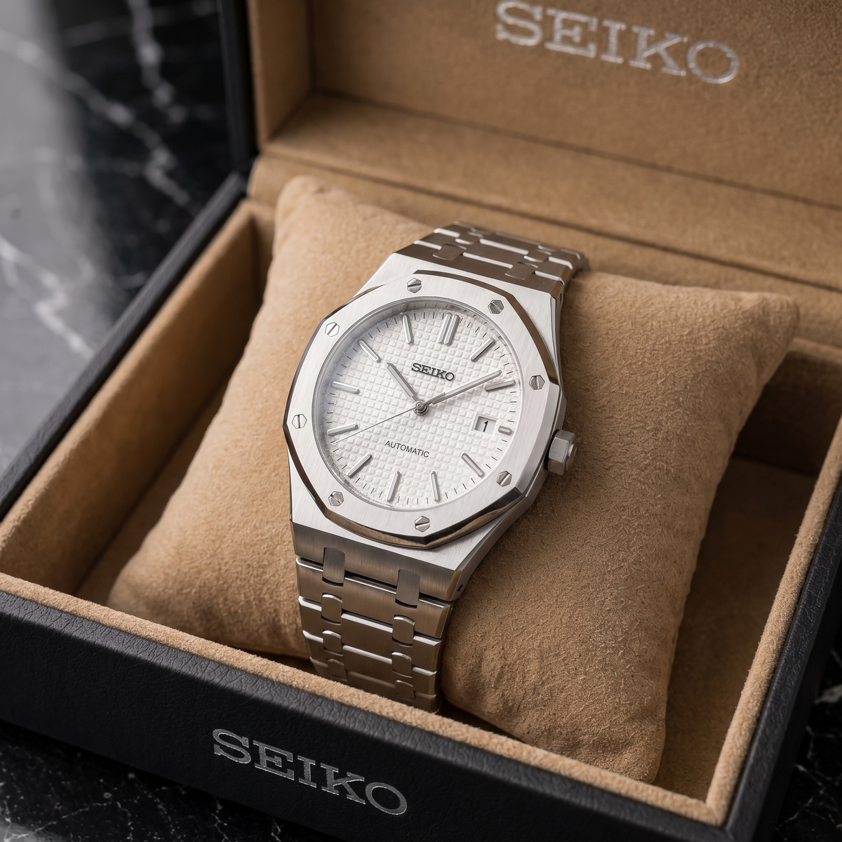 Seikoak White