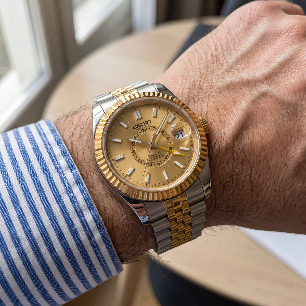 Seikolex Sky-Dweller Champange Two Tone en la muñeca